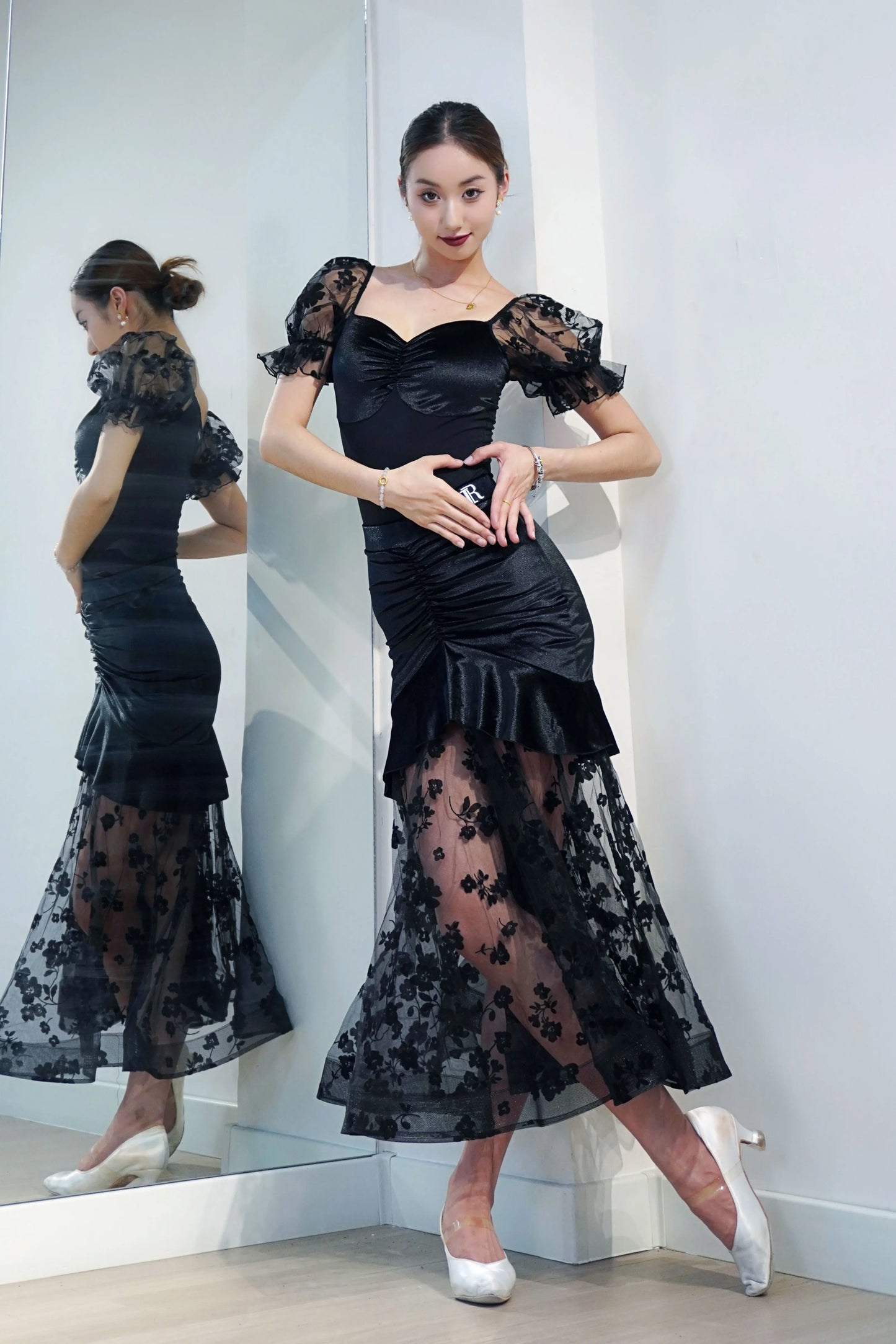Ballroom Dance Clothes Women Adult Wrap Hip Sexy Black Long Skirt Lace Gauze Waltz Dance Skirt Practice Performance Wear NV20015