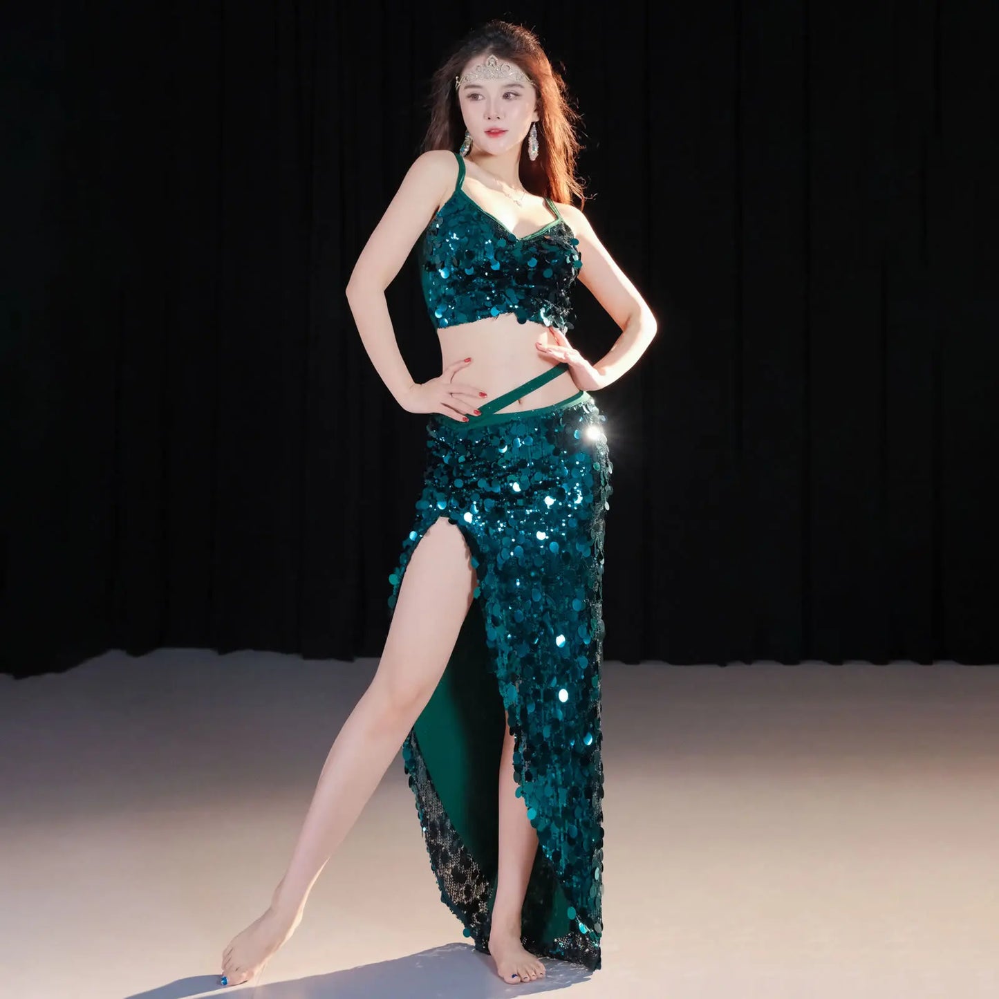 Emerald Green Sequin Skirt with Matching Crop Top – Sparkling Dance Dress, Stage Performance Gown, Ethereal Evening Ensemble
